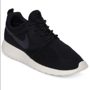 Nike Rosherun💋SOLD💋